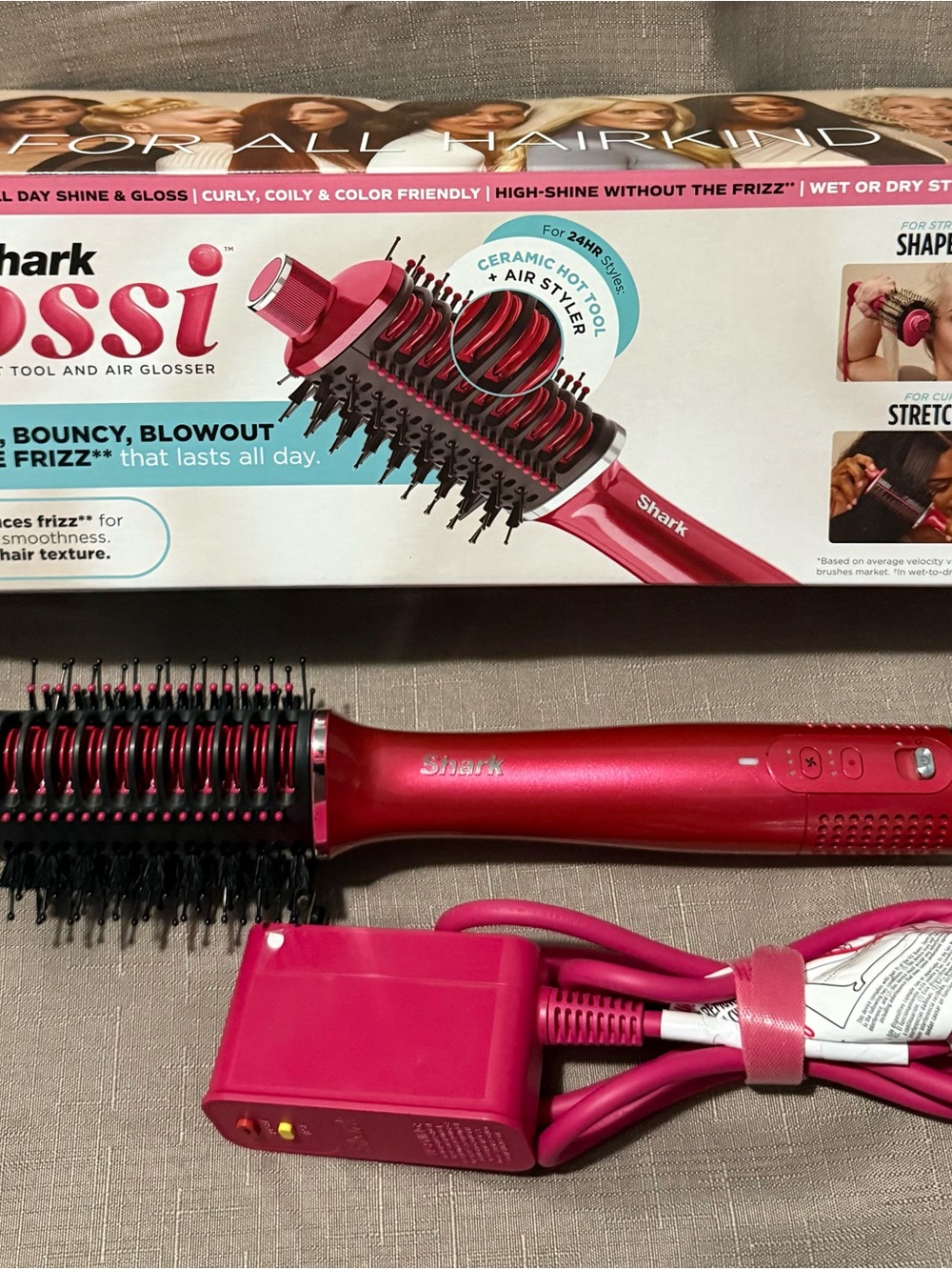 Shark Glossi Ceramic Hot Air Styling Brush - Pink